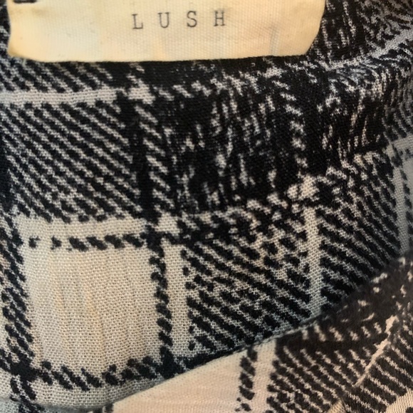Lush Black and White Plaid Button Up Blouse - Picture 7 of 10